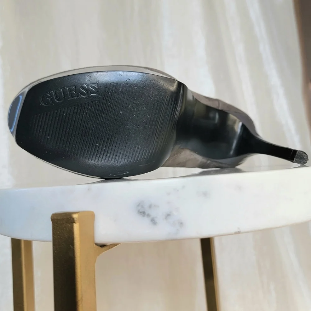 Guess Brand Women's Platform Pumps Round Toe High Heeled Shoes - Taupe - Size 8M - Picture 12 of 16